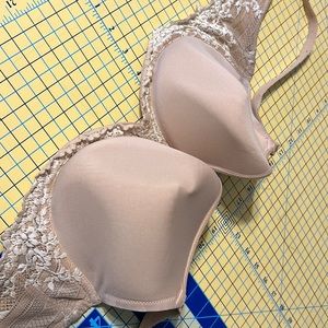 Wacoal Nude Bra 40D